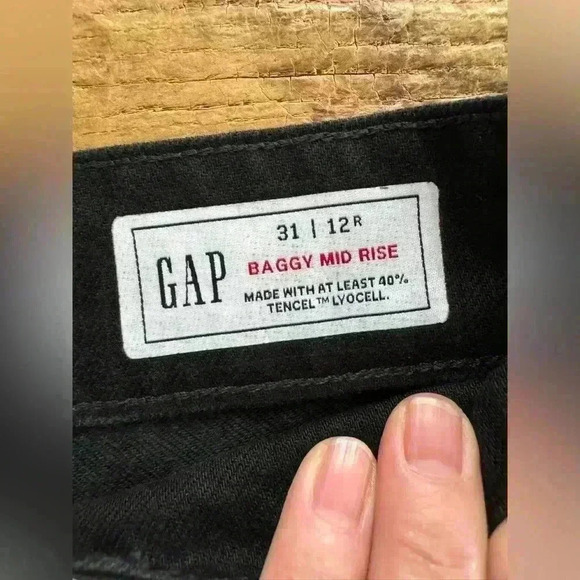 NWT Gap Mid Rise UltraSoft Baggy Wide Leg Jeans~ Black ~ 12 /31 - Picture 8 of 12
